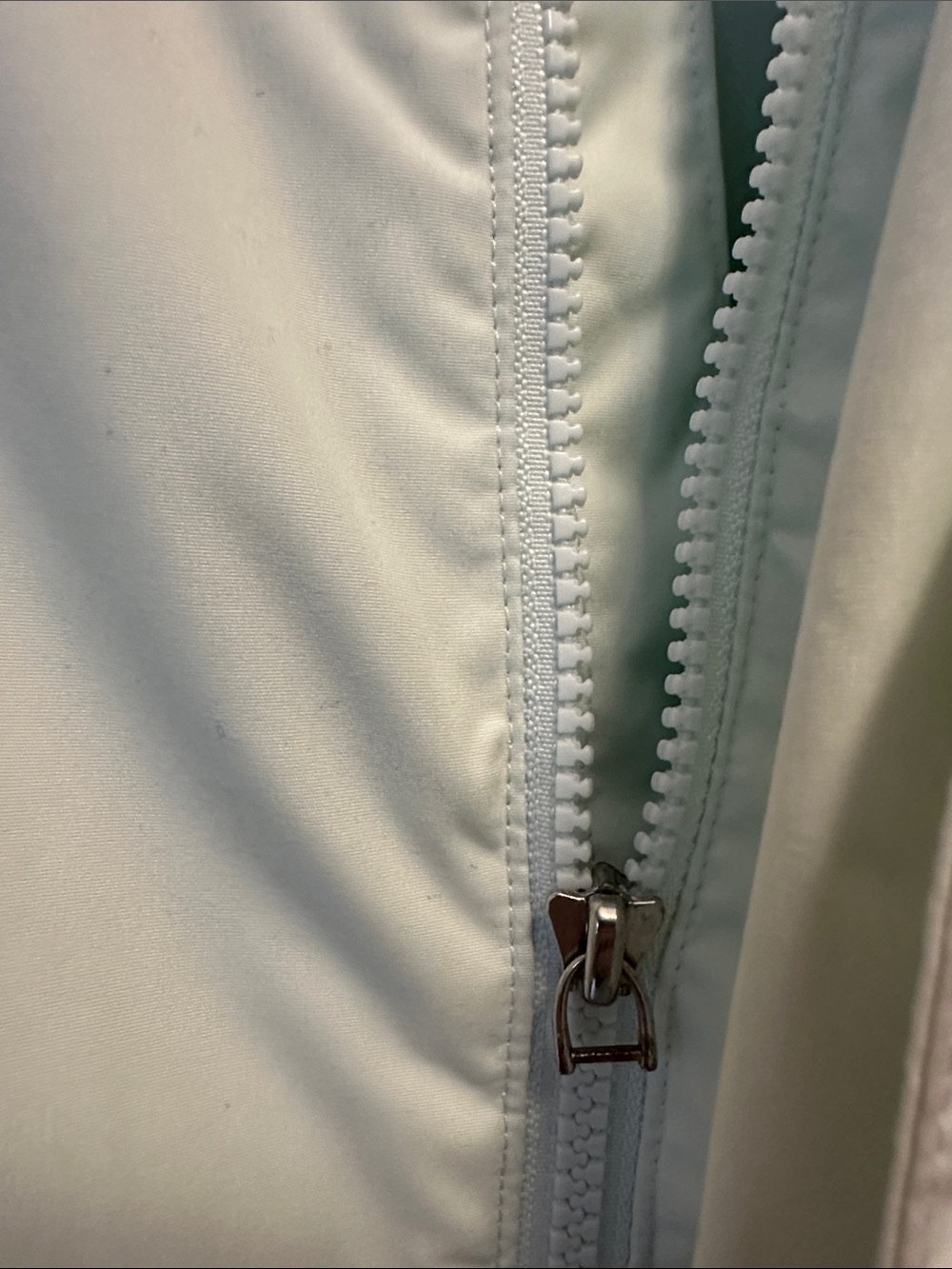 Burton Women's Off-White Hooded Ski Jacket - Picture 3 of 4